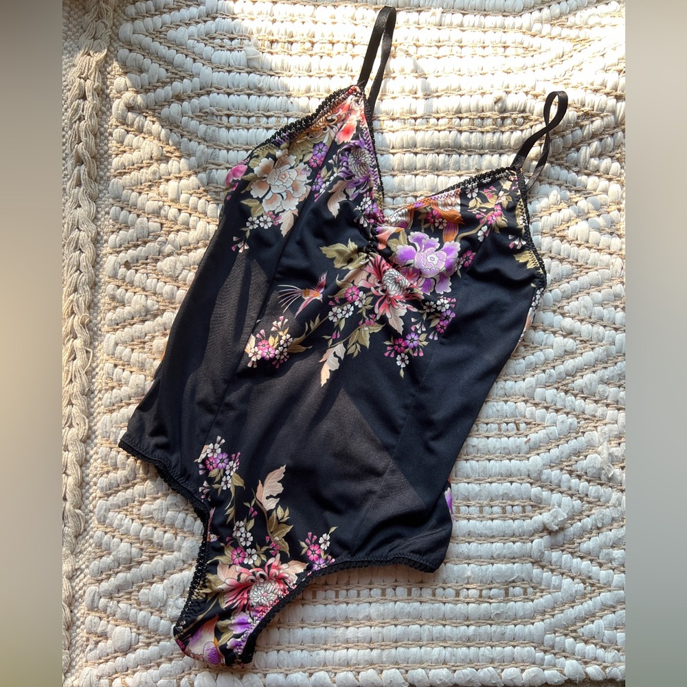 Spell & the Gypsy Blue Skies Black Floral Bodysuit EUC S - Picture 4 of 14